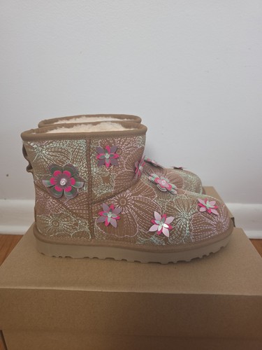 Ugg classic mini meadow boot - classic,